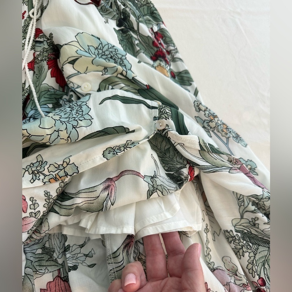 Women’s Floral Lightweight Dress Casual & Cute Size Large Short Sleeve - Picture 10 of 10
